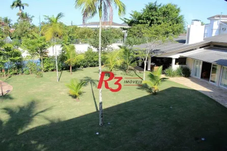 Casa de Condomínio com 7 Quartos à venda, 550m² no Jardim Acapulco, Guarujá