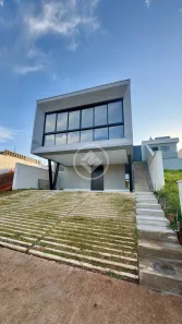 Casa de Condomínio com 3 Quartos à venda, 181m² no Granja Marileusa, Uberlândia