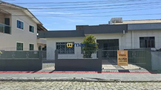 Casa com 3 Quartos para alugar, 100m² no São Vicente, Itajaí