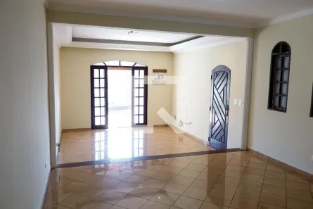 Casa com 3 Quartos à venda, 285m² no Jaguaribe, Osasco