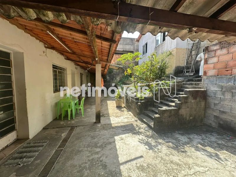 Casa com 3 quartos — Dom Joaquim, Belo Horizonte
