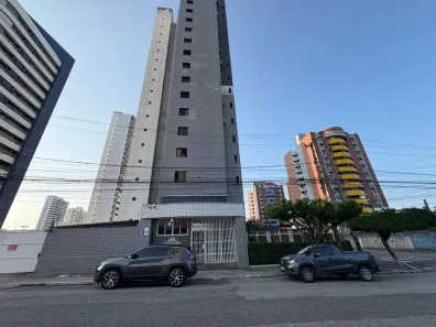 Apartamento com 3 Quartos para alugar, 110m² no Guararapes, Fortaleza