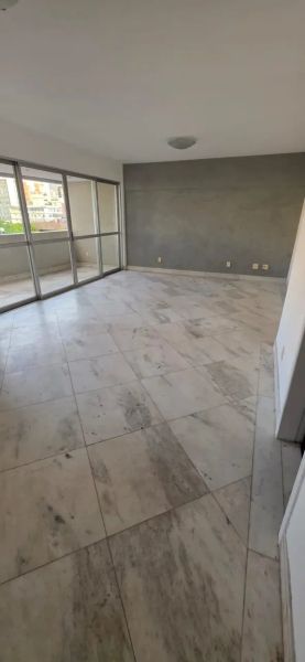Apartamento com 3 quartos — Centro, Belo Horizonte