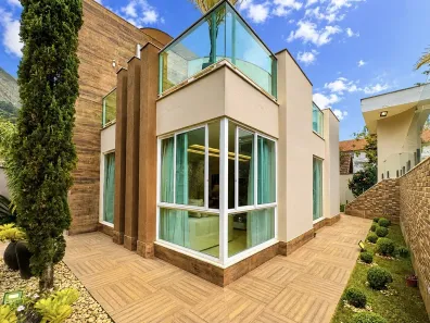 Casa com 3 Quartos à venda, 242m² no Cônego, Nova Friburgo
