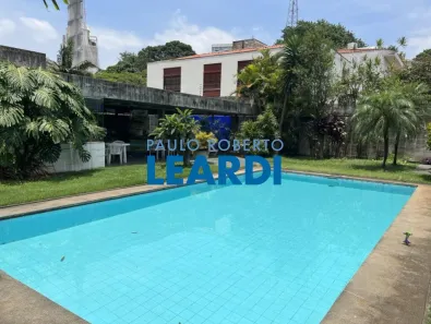 Casa com 3 Quartos à venda, 350m² no Sumaré, São Paulo