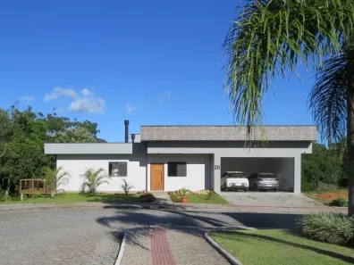 Casa de Condomínio com 3 Quartos à venda, 2142m² no Sul do Rio, Santo Amaro da Imperatriz