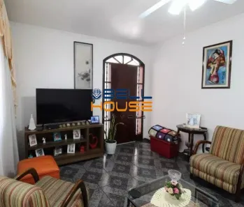 Sobrado com 4 Quartos à venda, 241m² no Jardim Las Vegas, Santo André