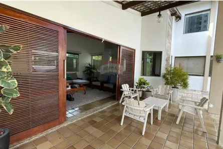 Casa com 4 Quartos à venda, 240m² no Caxangá, Recife