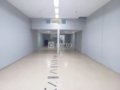 Ponto Comercial para alugar, 300m² no Bom Fim, Porto Alegre