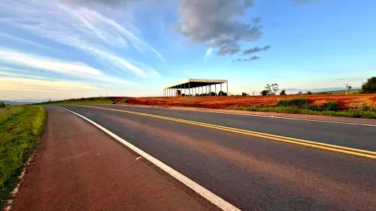 Lote/Terreno para alugar, 900m² no , Ortigueira