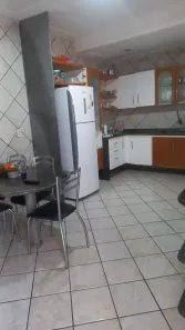 Sobrado com 3 Quartos à venda, 176m² no Centenário, Campina Grande