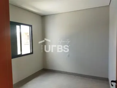 Sobrado com 3 Quartos à venda, 147m² no Aclimação, Uberlândia