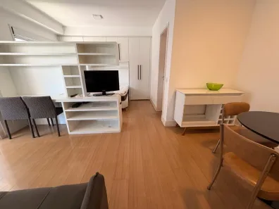 Apartamento com 1 Quarto para alugar, 50m² no Cidade Monções, São Paulo