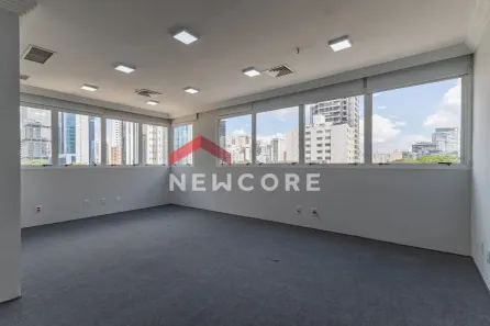 Sala Comercial com 1 Quarto à venda, 64m² no Santo Amaro, São Paulo