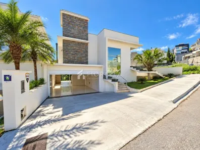 Casa com 3 Quartos para alugar, 150m² no Pedra Branca, Palhoça