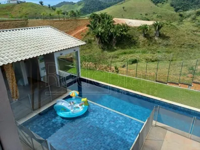 Casa com 4 Quartos à venda, 490m² no Casa de Pedra, Volta Redonda