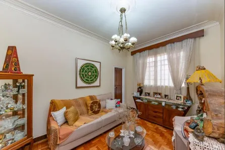 Casa com 3 Quartos à venda, 216m² no Carlos Prates, Belo Horizonte
