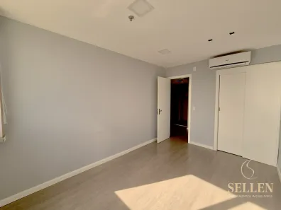 Sala Comercial à venda, 35m² no Menino Deus, Porto Alegre