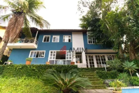 Casa de Condomínio com 3 Quartos à venda, 260m² no Mata Paca, Niterói