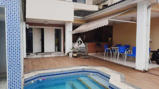 Casa de Condomínio com 4 Quartos à venda, 200m² no Recreio dos Bandeirantes, Rio de Janeiro