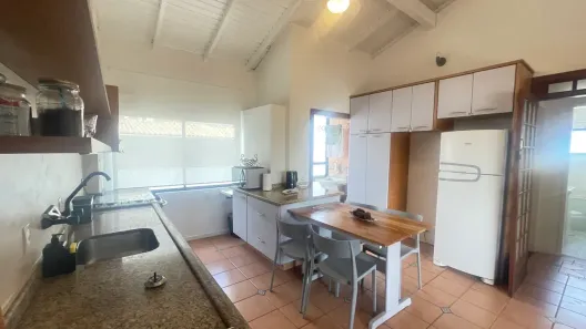 Apartamento com 2 Quartos para alugar, 80m² no Jurerê, Florianópolis