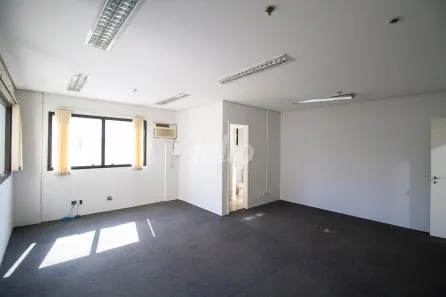 Sala Comercial para alugar, 45m² no Pacaembu, São Paulo