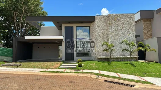 Casa de Condomínio com 4 Quartos à venda, 229m² no Centro, Uberlândia