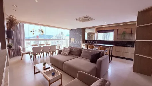 Apartamento com 3 Quartos para alugar, 139m² no Centro, Balneário Camboriú