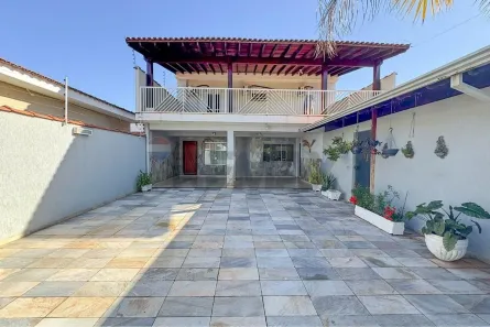 Casa com 3 Quartos à venda, 212m² no Jardim Grajaú, Jaboticabal