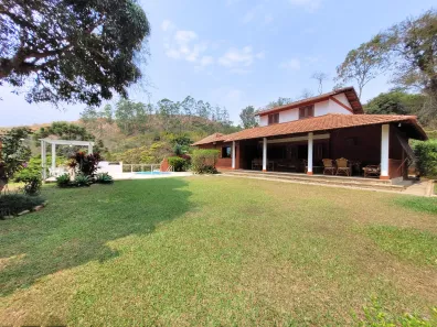 Casa com 5 Quartos à venda, 205m² no Itaipava, Petrópolis