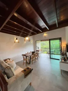 Casa de Condomínio com 6 Quartos para alugar, 100m² no , Guaramiranga