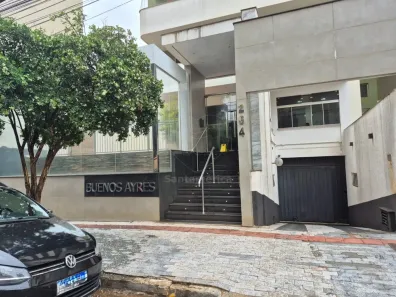 Apartamento com 4 Quartos à venda, 220m² no Centro, Londrina