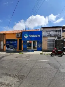 Prédio Comercial com 4 Quartos para alugar, 200m² no Centro, Teresina
