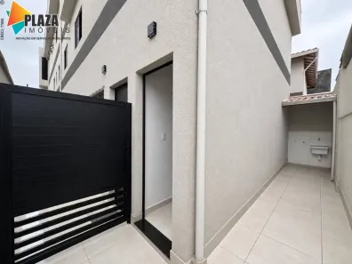 Casa de Condomínio com 2 Quartos à venda, 50m² no Maracanã, Praia Grande