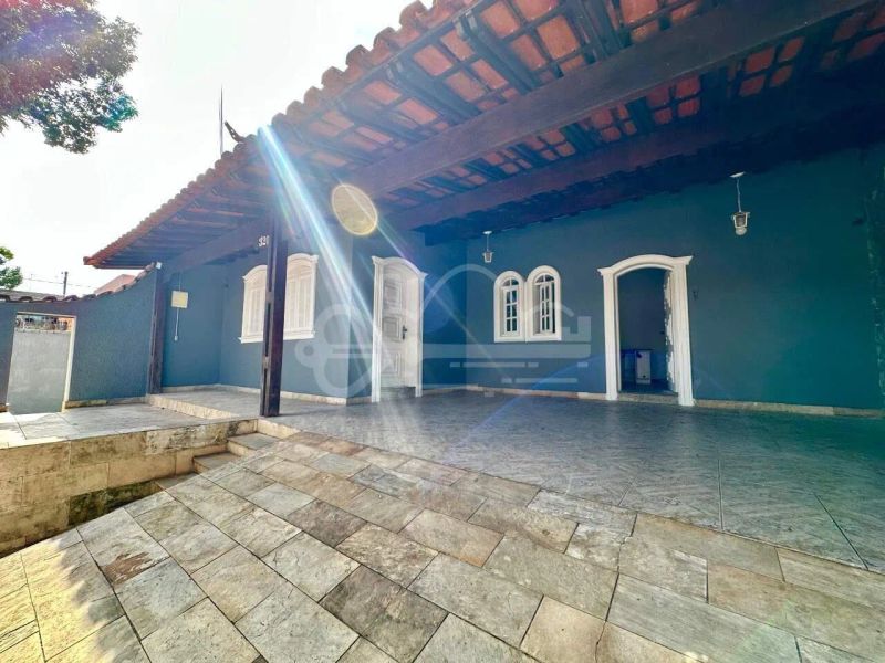 Casa com 3 quartos — Itapoã, Belo Horizonte