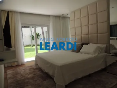 Casa com 4 Quartos à venda, 530m² no Jardim Marajoara, São Paulo