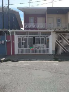 Sobrado com 4 Quartos à venda, 170m² no Quiririm, Taubaté