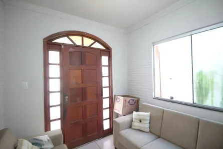 Casa com 3 Quartos à venda, 90m² no Santa Terezinha, Belo Horizonte