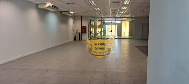 Ponto Comercial para alugar, 700m² no Fonseca, Niterói