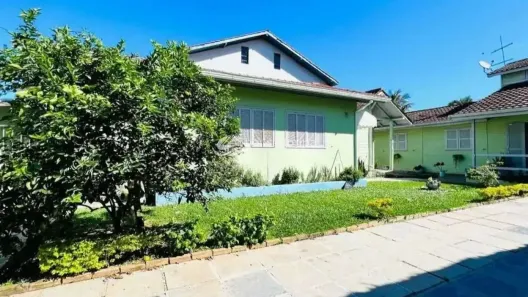 Casa com 3 Quartos à venda, 200m² no Campeche, Florianópolis