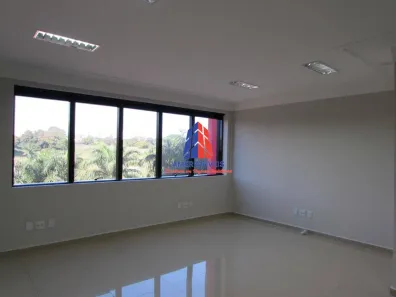 Sala Comercial para alugar, 38m² no Vila Santo Antônio, Americana