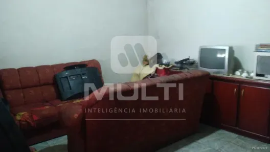 Casa com 3 Quartos à venda, 175m² no Jardim Patrícia, Uberlândia