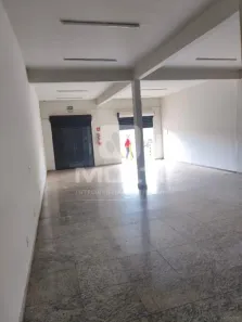 Ponto Comercial com 1 Quarto à venda, 210m² no Jardim das Palmeiras, Uberlândia