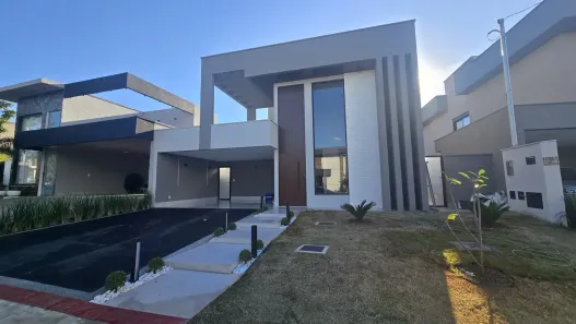 Casa de Condomínio com 3 Quartos à venda, 158m² no Parqville Pinheiros, Aparecida de Goiânia