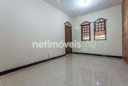 Casa com 3 Quartos à venda, 60m² no Santa Amélia, Belo Horizonte