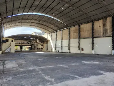 Galpão/Depósito/Armazém para alugar, 3000m² no Benfica, Rio de Janeiro