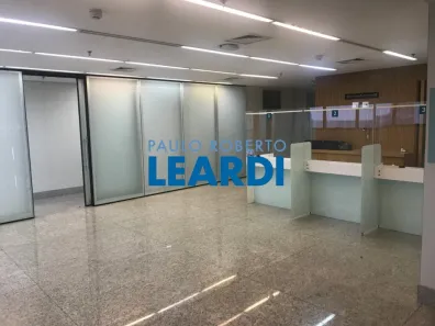 Sala Comercial para alugar, 281m² no Liberdade, São Paulo