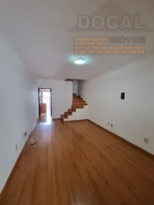 Sobrado com 2 Quartos à venda, 10m² no Jardim Kuabara, Taboão da Serra
