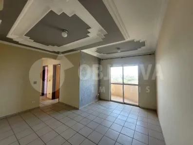 Apartamento com 3 Quartos para alugar, 93m² no Presidente Roosevelt, Uberlândia