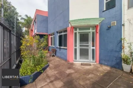 Prédio Comercial com 8 Quartos à venda, 417m² no Menino Deus, Porto Alegre